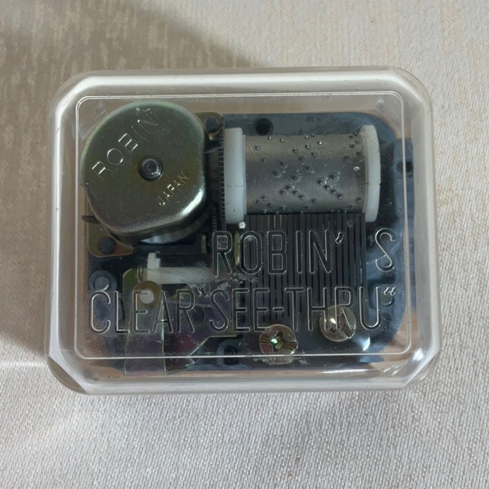 Music Box with Key Robin Japan Clear See Thru Plays Blue Danube